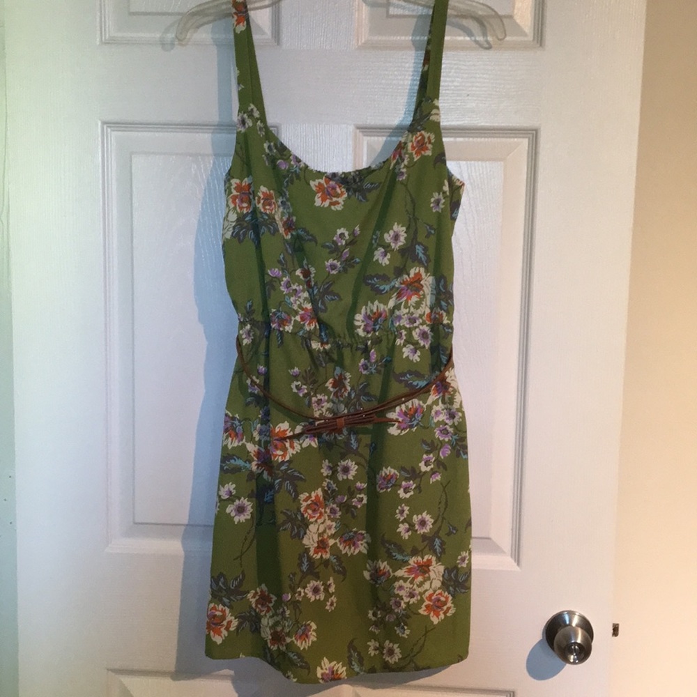 Fun Summer Dress - Picture 3 of 8